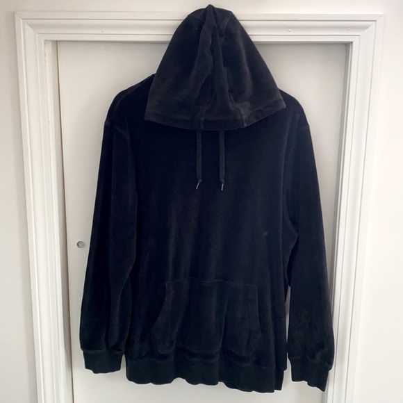 Men s Black Velour Hoodie